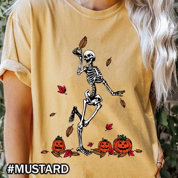 Vintage Happy Skeleton Dancing with Jack-o-Lanterns Halloween T-Shirt