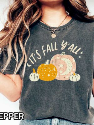 It’s Fall Y’all Vintage Fall Pumpkins T-Shirt It’s Fall Y’all T-shirt featuring vintage decorated pumpkins for fall and Thanksgiving