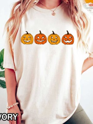 Vintage Halloween Jack-o-Lantern T-Shirt Jack-o-Lantern Halloween Pumpkin Shirt