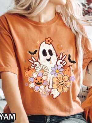 Comfort Colors Retro Floral Ghost Shirt Cute Floral Ghost with V Sign Halloween T-Shirt
