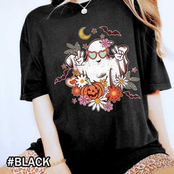 Comfort Colors Vintage Floral Ghost Halloween Family Party Retro Floral Ghost Fall Spooky Season flowers Pumpkins Black Shirt Halloween Vintage Floral Ghost Shirt
