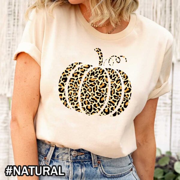 Leopard Pumpkin Cheetah Pumpkin Shirt Thanksgiving Shirt Thankful Fall Shirt Leopard Pumpkin T-Shirt – Trendy Fall Fashion for Pumpkin Enthusiasts