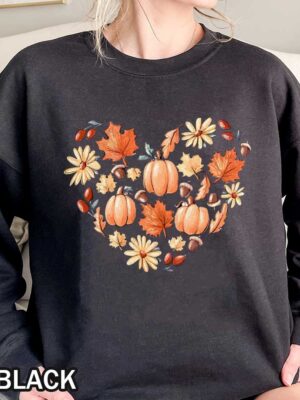 Vintage Fall Heart Sweatshirt Cozy Vintage Fall Heart Sweatshirt with Leaves, Pumpkins, and Flowers Design