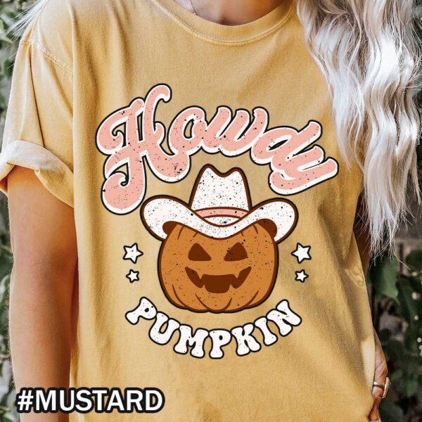 Retro Halloween Comfort Colors Howdy Pumpkin Western Mustard Shirt Halloween Howdy Pumpkin Comfort Colors T-Shirt
